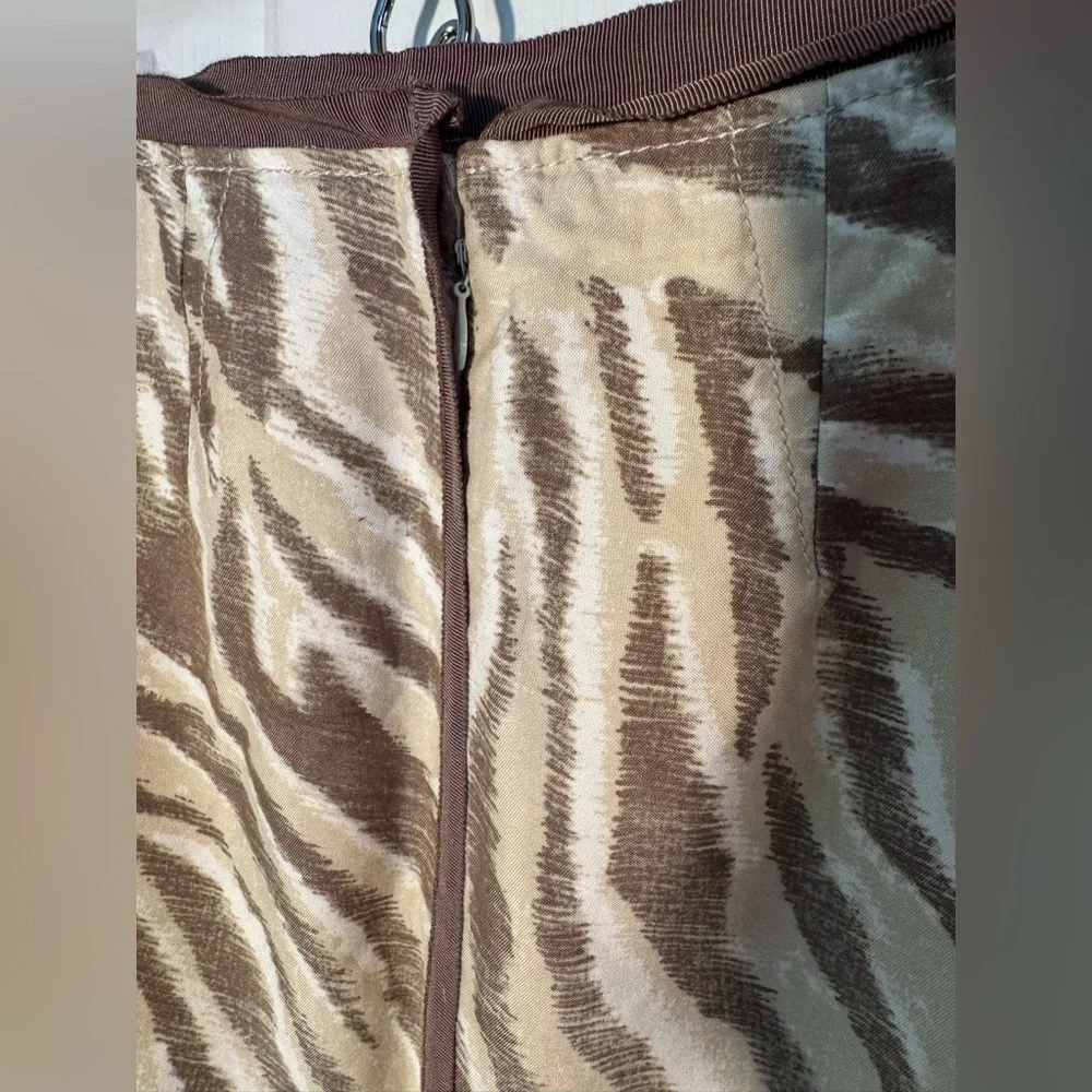 LOFT Ann Taylor Tiger Print Silk Cotton Blend Tan Cream White Skirt women size 4
